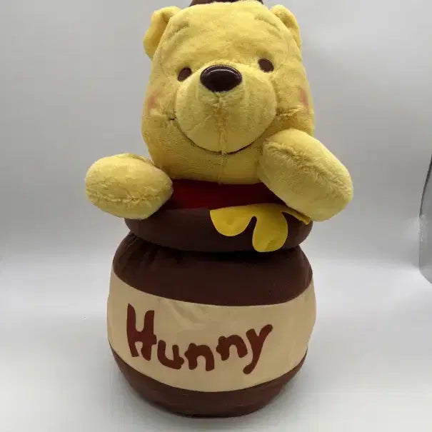 [BUNJANG] Disney Winnie the Pooh Large Plush Doll (50cm) / 정품 디즈니 DISNEY 푸우 대형 인형(50cm) 새상품