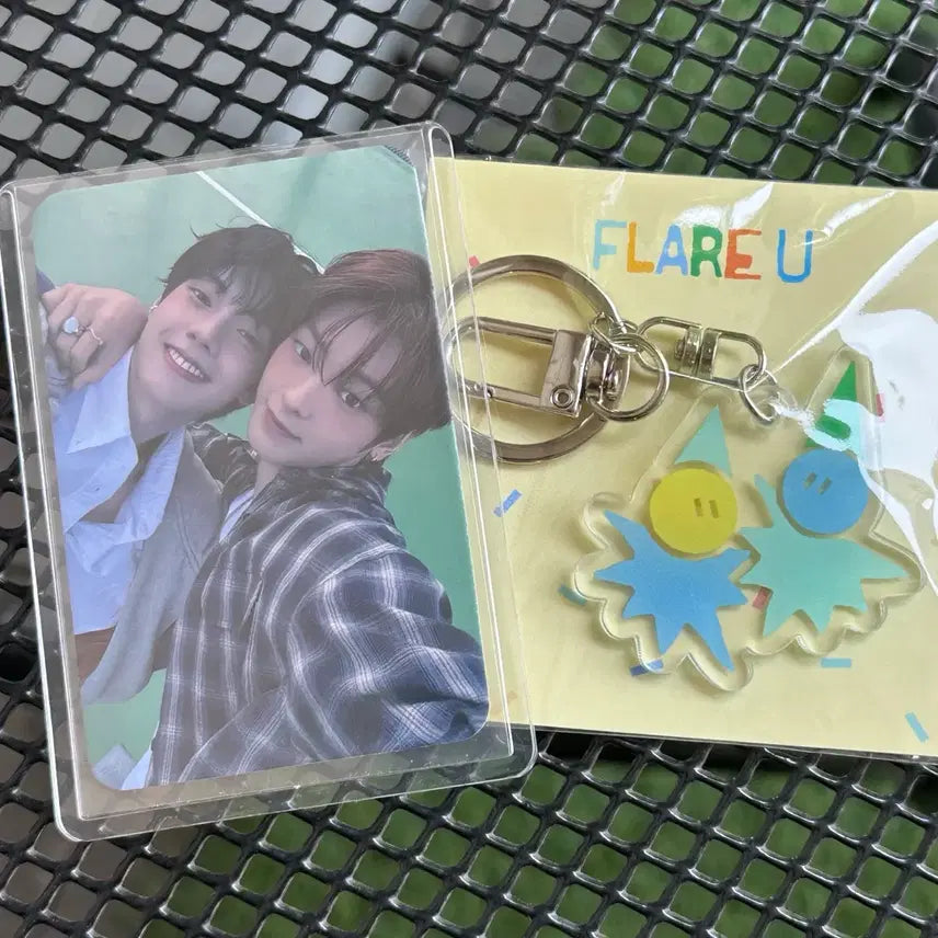 [BUNJANG] Flare You Studio Unit Photocard Acrylic Keyring / 플레어유 공방 유닛 포카 아크릴 키링 역조공 양도