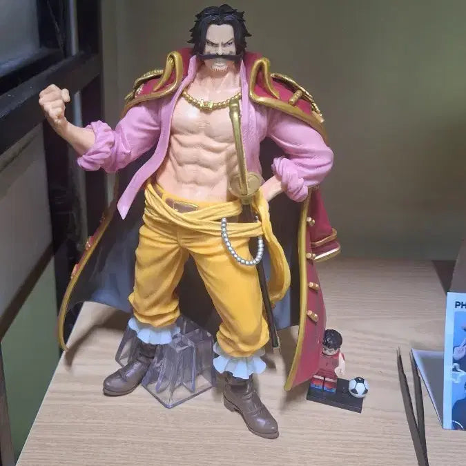 [BUNJANG] One Piece Gol D. Roger Figure Prize A / 원피스 골드 로저 A상 피규어
