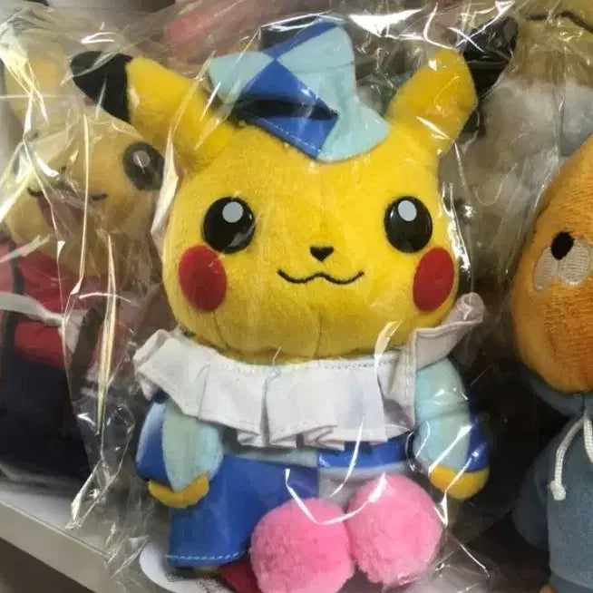 [BUNJANG] 2005 Limited Edition Clown Pikachu Plush Doll / 2005 극장판 한정 삐에로 피카츄 봉제인형