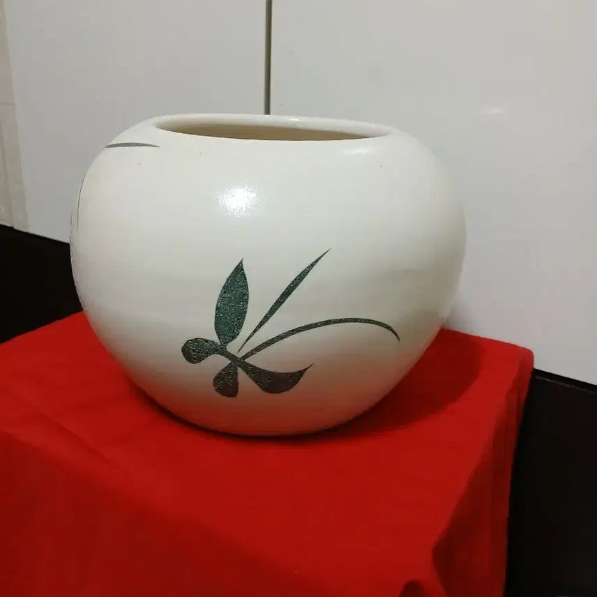 [BUNJANG] Joseon Dynasty Celadon Porcelain Virility Pot / 청화백자