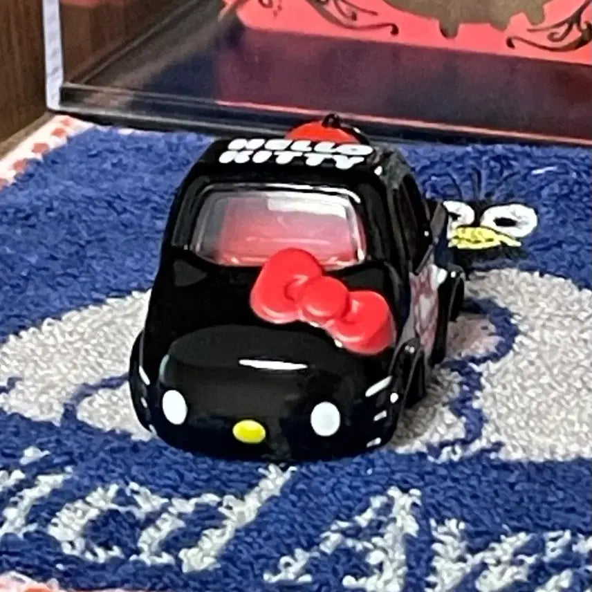 [BUNJANG] Sanrio Hello Kitty Tomica 50th Anniversary Black Mini Car / 헬로키티 키티 토미카 미니카 블랙 타카라토미 50주년