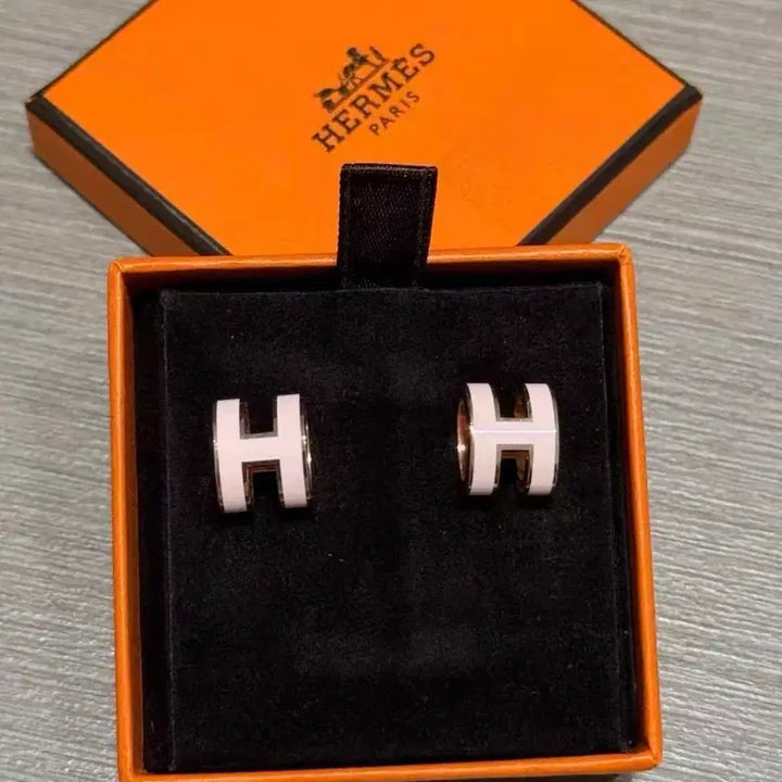 [BUNJANG] Hermès H Amore Earrings White Gold Hardware / 에르메스 H 아뮤레 귀걸이 화이트 금장