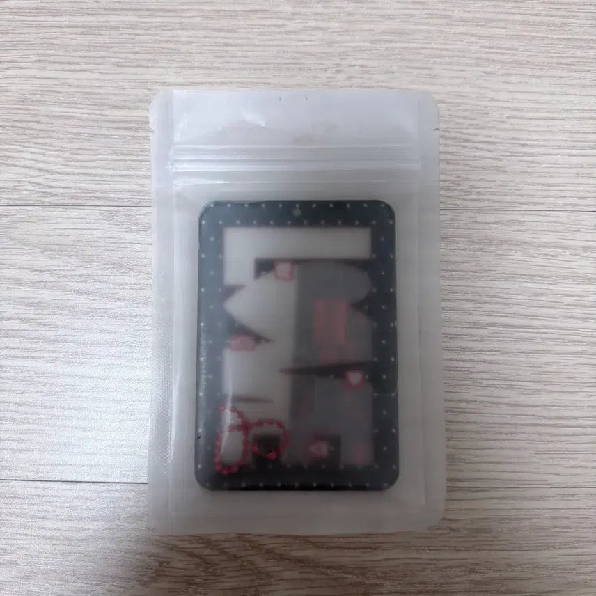 [BUNJANG] TWO Photocard Holder Black-Red / TWO님 러브 포카홀더 블랙레드