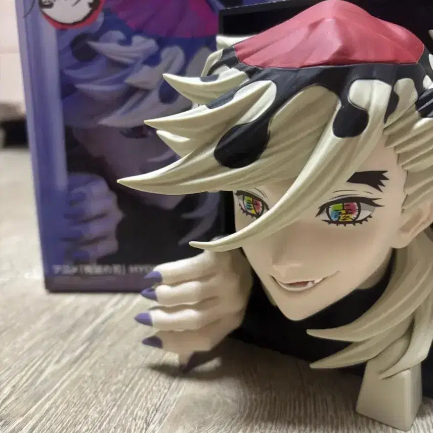 [BUNJANG] Demon Slayer Doma Figure / 급처) 도우마 책장 피규어