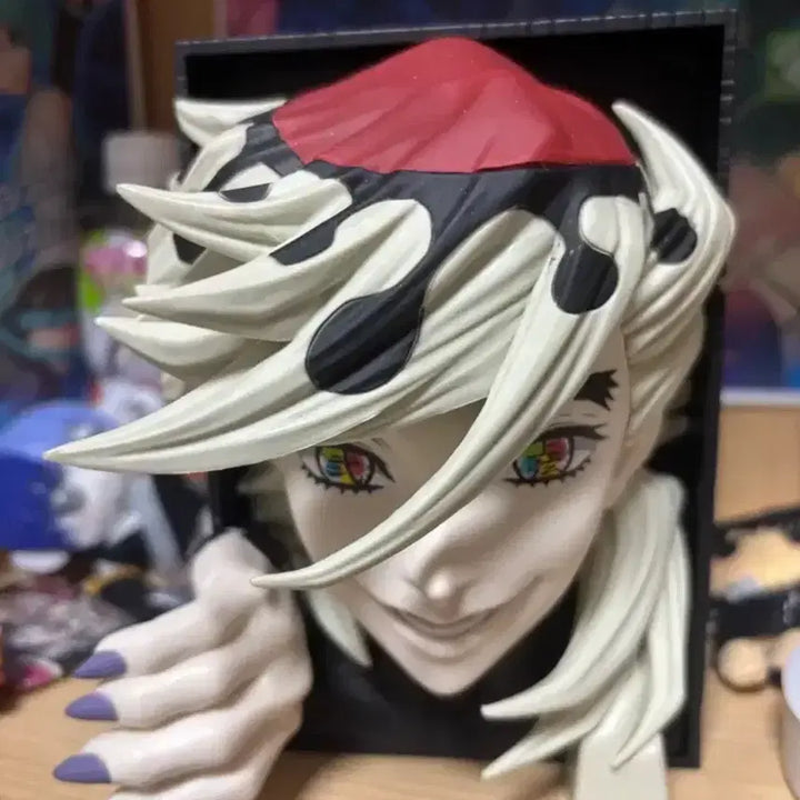 [BUNJANG] Demon Slayer Doma Figure / 급처) 도우마 책장 피규어