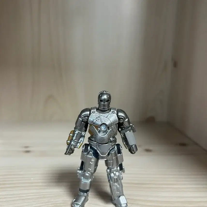 [BUNJANG] Marvel Iron Man Metallic Figure / 마블 아이언맨 메탈릭 피규어