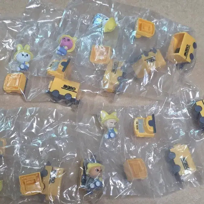 [BUNJANG] Stray Kids SKZOO Train Set Gacha / 스키주 SKZOO 기차 세트 반다이 가챠