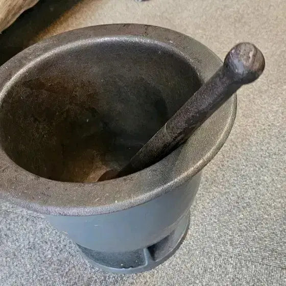 [BUNJANG] Vintage Cast Iron Mortar and Pestle Set / 옛. 무쇠절구.   높25.   사진참고
