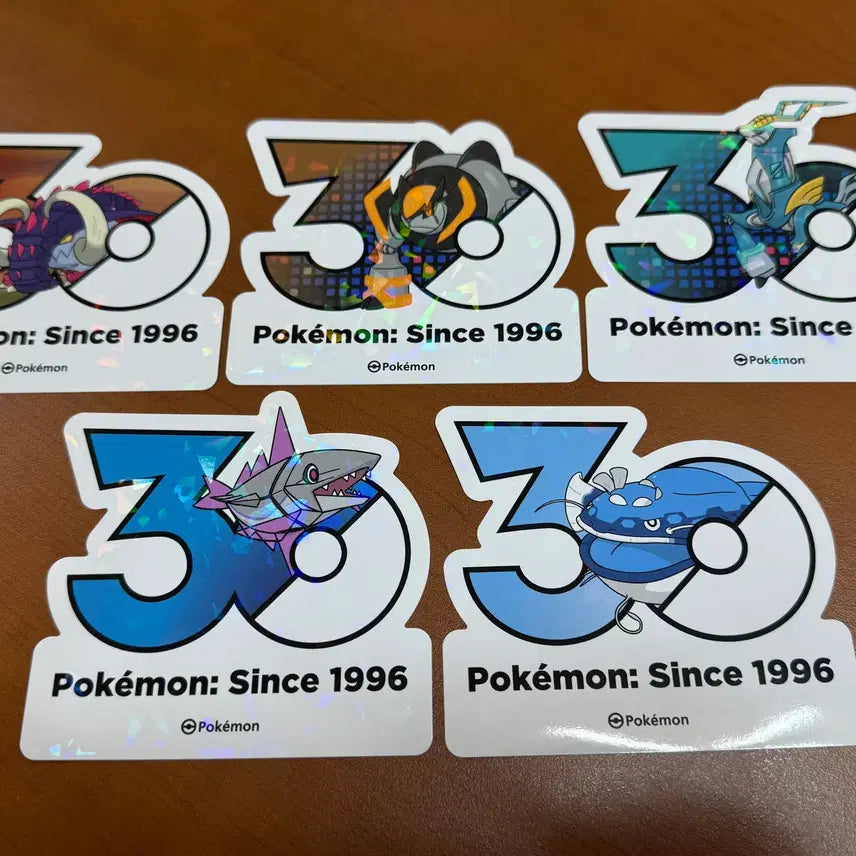 [BUNJANG] Pokemon 30th Anniversary Stickers / 포켓몬 30주년 스티커 무쇠바퀴 무쇠감투 무쇠암석 가비루사 어써러셔