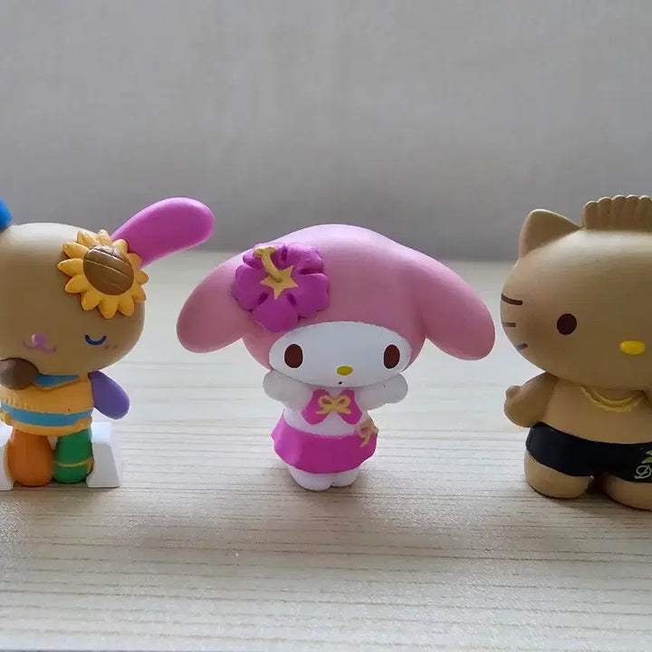 [BUNJANG] Sanrio Together Vacance Tanning Gacha Figure Bundle (Usahana, My Melody, Daniel) / 산리오 모두함께 바캉스 태닝 가챠 피규어 일괄 우사하나 마이멜로디 다니엘