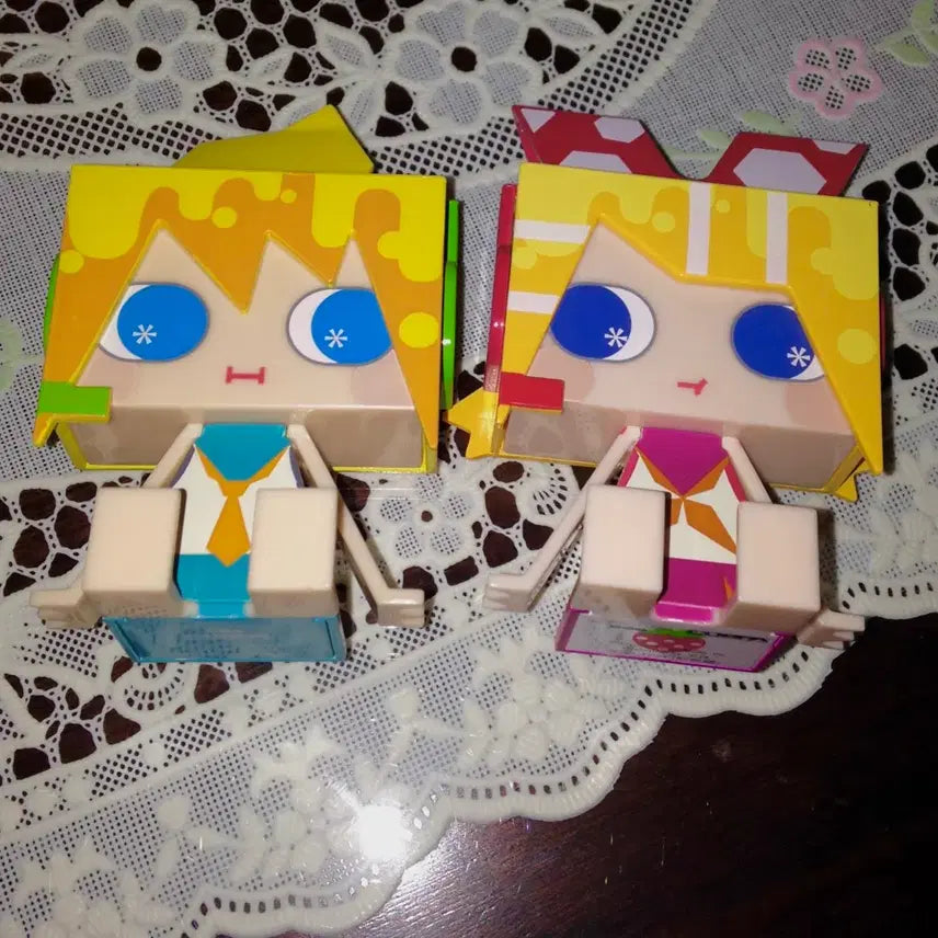 [BUNJANG] Kagamine Rin Len Graphig Figure Set / 카가미네 린 렌 그래피그 피규어 세트