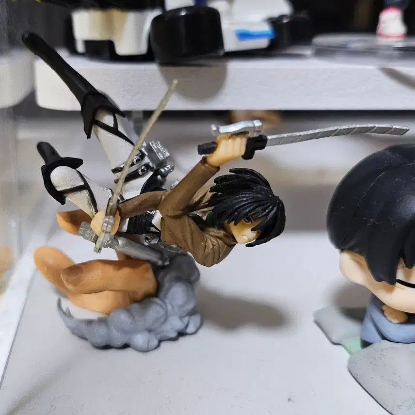 [BUNJANG] Attack on Titan Mikasa Kaiyodo Capsule Figure / 진격의 거인 미카사 카이요도 캡슐 피규어
