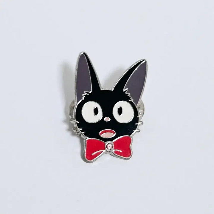 [SOLD OUT] 지브리 마녀 배달부 키키 지지 얼굴 핀즈 뱃지