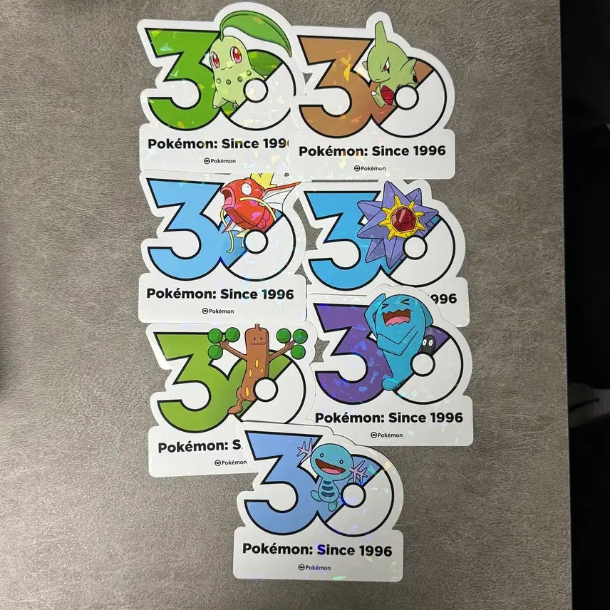 [BUNJANG] Pokemon 30th Anniversary Stickers / 포켓몬30주년 기념 로고스티커 마자용 치코리타 애버라스 우파 잉어킹