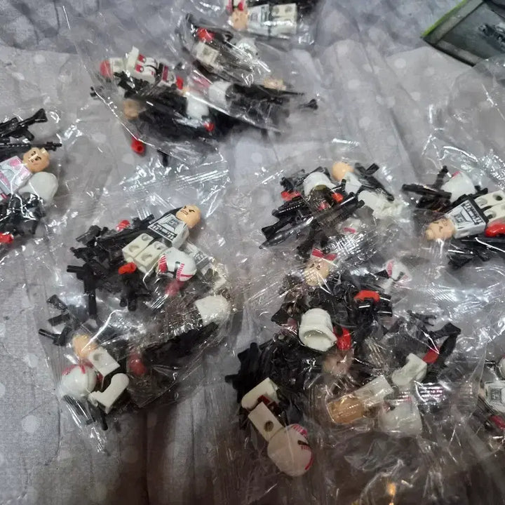 [BUNJANG] Compatible Lego Shock Trooper Minifigures (Set of 17) / 호환 레고 쇼크트루퍼 17개