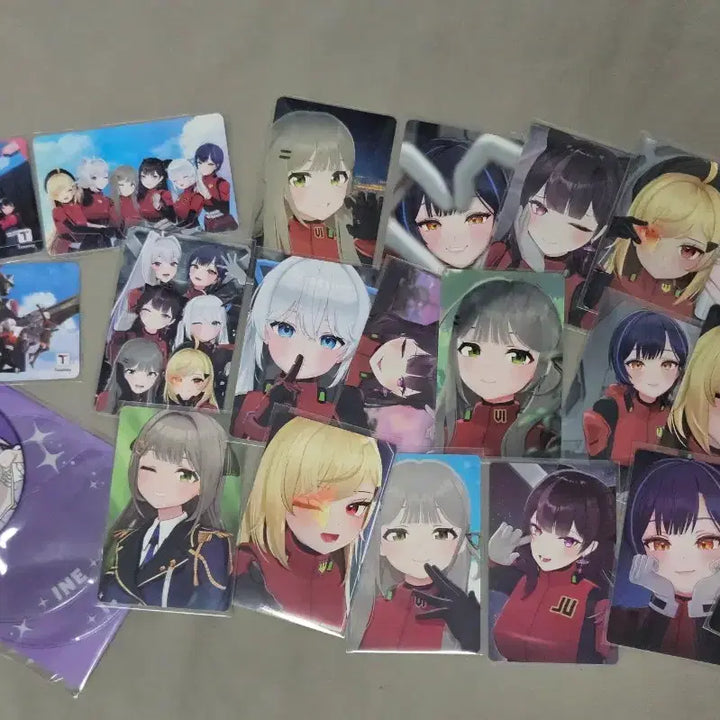 [BUNJANG] Ines (Virtual Idol) Goods Bundle Set / 이세돌 아이네 위주 굿즈 일괄 판매