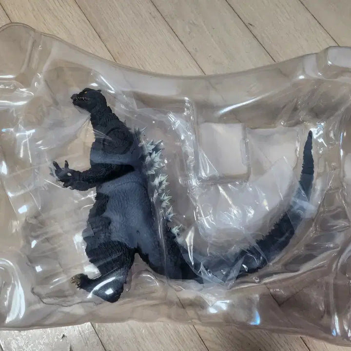 [BUNJANG] Bandai S.H.MonsterArts Godzilla 2004 Figure / 반다이 S.H.MonsterArts 고질라 2004 피규어