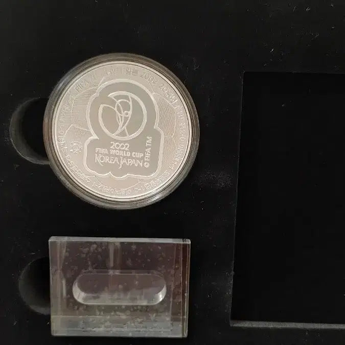 [BUNJANG] FIFA World Cup 2002 Korea/Japan 20th Anniversary Silver Medal / FIFA월드컵2002한국일본20주년은메달