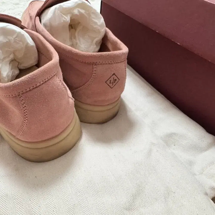 [BUNJANG] Loro Piana Summer Walk Suede Loafers Pink / 로로피아나 썸머워크 스웨이드 로퍼 핑크 35