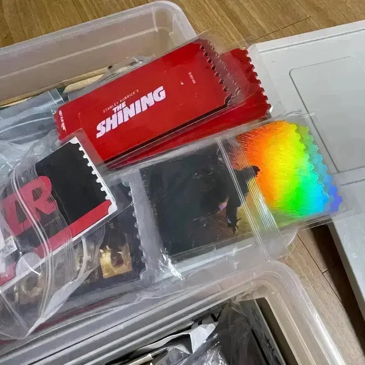 [BUNJANG] The Shining &amp; 2001: A Space Odyssey Film Memorabilia Set / 샤이닝 뱃지 오리지널티켓 스페이스오디세이2001엽서 스탠리큐브릭영화소시민