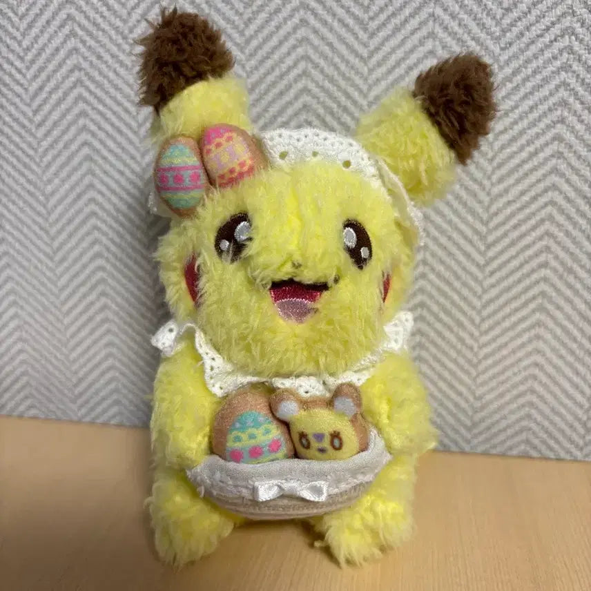 [BUNJANG] Pikachu Easter Egg Yam Yam Keyring / 피카츄 인형 이스터에그 얌얌 키링