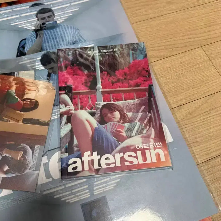 [BUNJANG] Aftersun Charlotte Wells Screenplay Book, Lenticular Postcard, Photo Set / 애프터썬 각본집 샬롯웰스 편지 인화사진 렌티큘러 엽서 영화 포스터 팜플렛