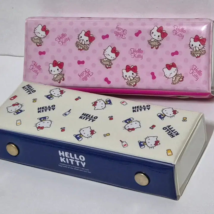 [BUNJANG] Classic Hello Kitty Plush Pencil Case / 고전 헬로키티 폭신 필통