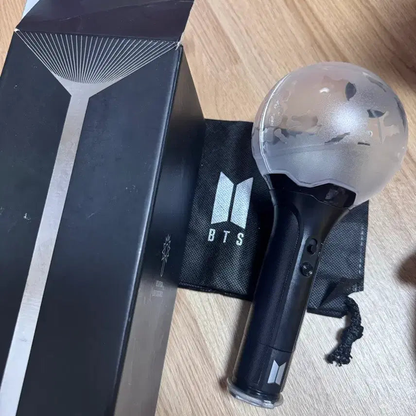 [SOLD OUT] 방탄소년단 응원봉 아미밤 ver.3 삼미밤