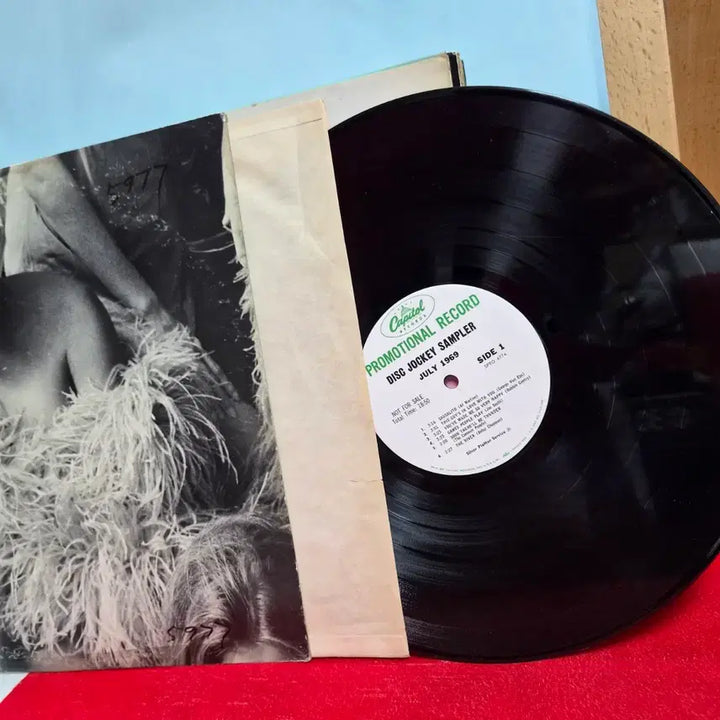 [BUNJANG] Capitol Disc Jockey Sampler LP (1969) / 캐피톨 디스크 조키 샘플러 LP (1969)
