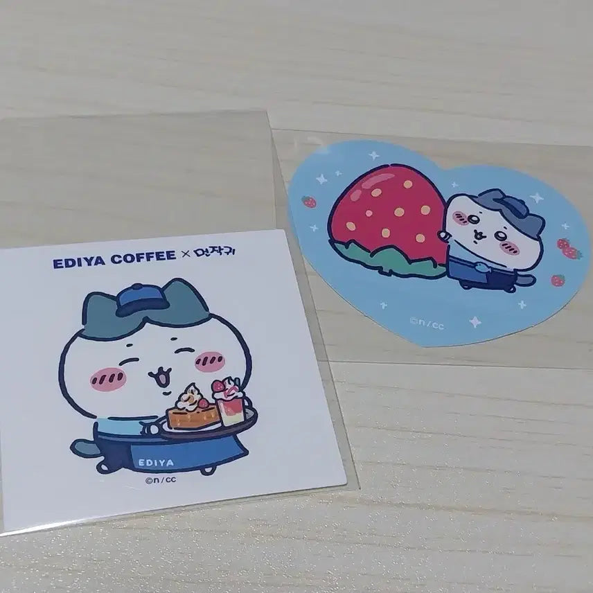 [BUNJANG] Chiikawa Hachiware Sticker / 치이카와 먼작귀 이디야 카페 하치와레 스티커