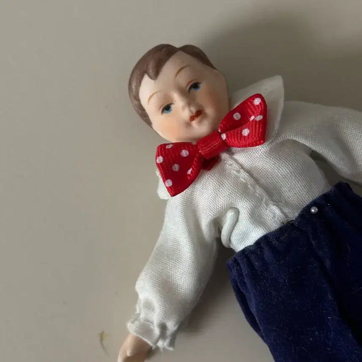 [BUNJANG] Vintage Porcelain Doll / 빈티지 포슬린 인형