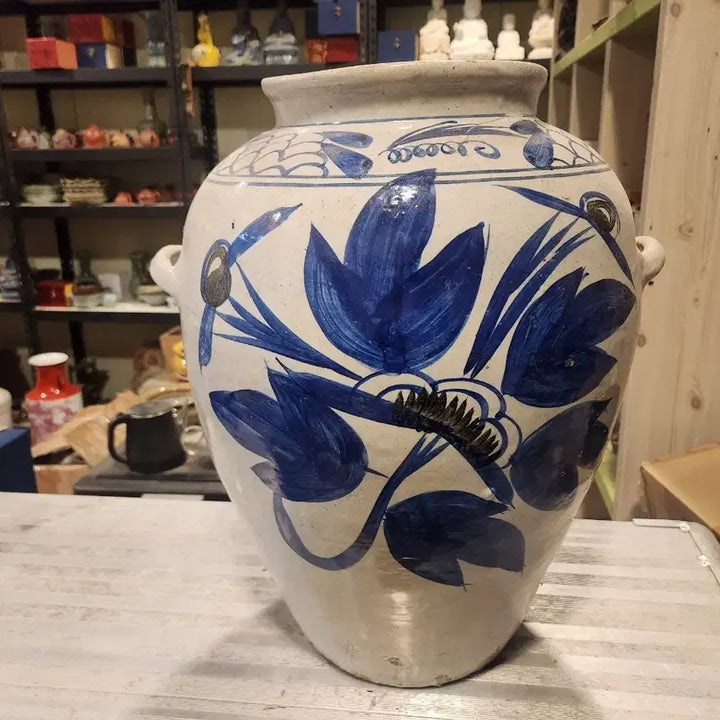 [BUNJANG] Joseon Dynasty Blue and White Iron-Painted Peony Motif Ewer Jar / 모란문 예쁜 조선후기 청화 철화 양이 해주항아리