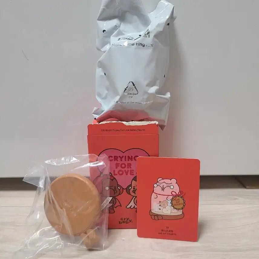 [BUNJANG] CRYBABY Crying For Love Figure / CRYBABY Crying For Love 피규어 판매합니다.