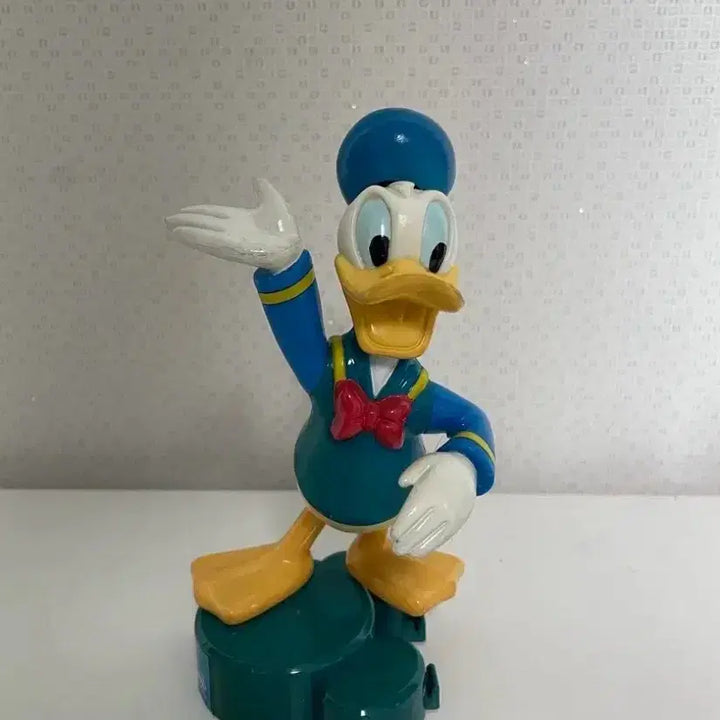 [BUNJANG] Disney Classic Happy Meal Donald Duck Toy / 디즈니 고전 해피밀 도날드덕 판매