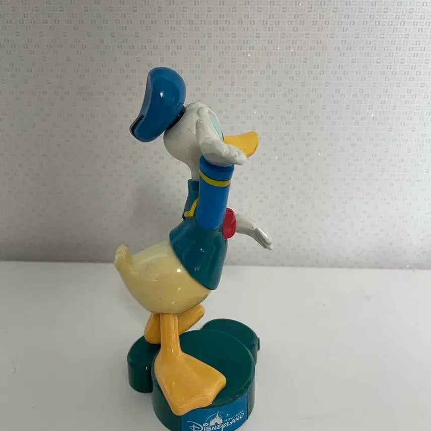 [BUNJANG] Disney Classic Happy Meal Donald Duck Toy / 디즈니 고전 해피밀 도날드덕 판매