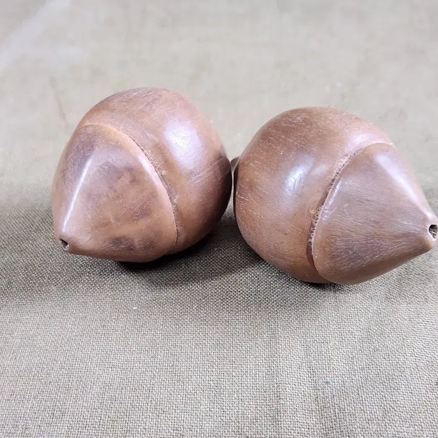 [BUNJANG] Natural Fruit Phallus &amp; Yoni Hand Acupressure Norigae / 천연열매로 만든 손지압 노리개 생명의 근원이다.남근과여근이 예술