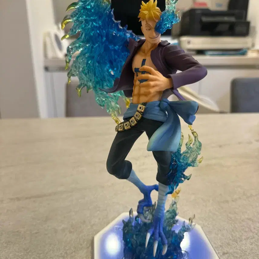 [BUNJANG] One Piece POP Marco (Reprint) Blue Chicken Feet Figure / 원피스 pop 마르코 재판 파란닭발 피규어
