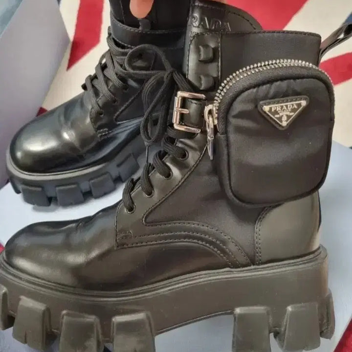 [BUNJANG] Prada Monolith Pouch Walker Boots / 프라다 모놀리스 파우치 워커 1T255M