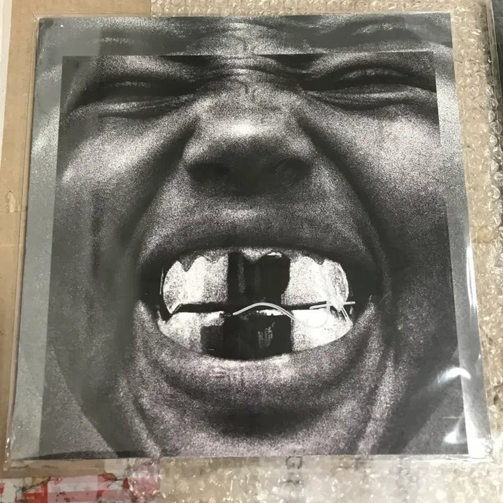 [BUNJANG] Kanye West BULLY Autographed Edition 180g Vinyl / 칸예 불리 BULLY 싸인반  180g