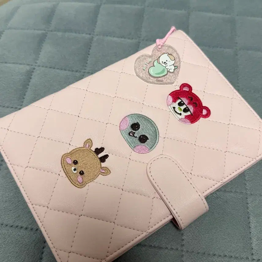 [BUNJANG] RIIZE Hug MD Anton Binder (Used) / 라이즈 허그 엠디 멍룡이 앤톤 바인더 사용감 있어요 포카 제외