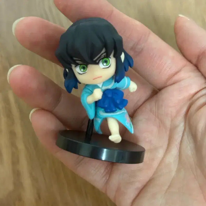 [BUNJANG] Demon Slayer Inosuke World Collectable 2 Types + Gacha + BESIDE LABEL Sticker Bundle Set / 귀멸의칼날 이노스케 굿즈 일괄