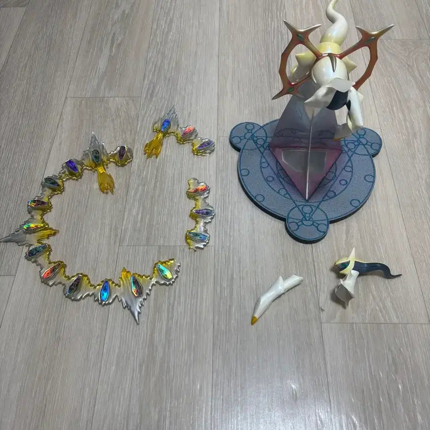 [BUNJANG] Pokemon Arceus Figure (Damaged) / 포켓몬스터 아르세우스 BQG 피규어 파손품