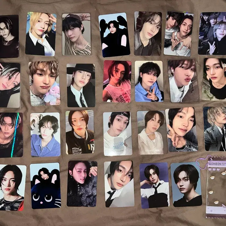 [BUNJANG] RIIZE Wonbin Bundle Set Photocard (Includes Unit Cards + Bonus Card Holder) / 라이즈 원빈 포카 일괄(+덤 카드집) 유닛 포함
