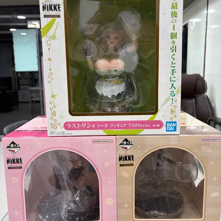 [BUNJANG] Goddess of Victory: NIKKE Chapter 7 Uniform A, B, Last One Set (Sealed) / 미개봉) 승리의여신 니케 챕터7 제복 A+B+라스트원 세트