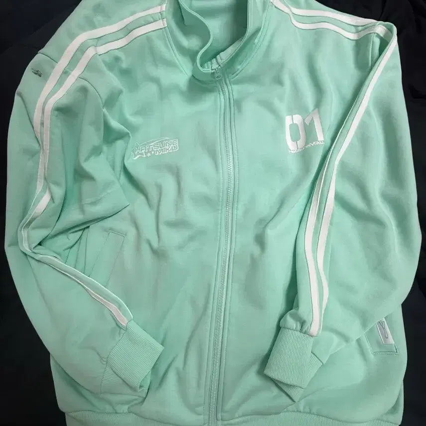 [BUNJANG] SPAO x Hatsune Miku Collaboration Track Top Jacket - Mint / SPAO 하츠네미쿠 콜라보 트랙탑 민트