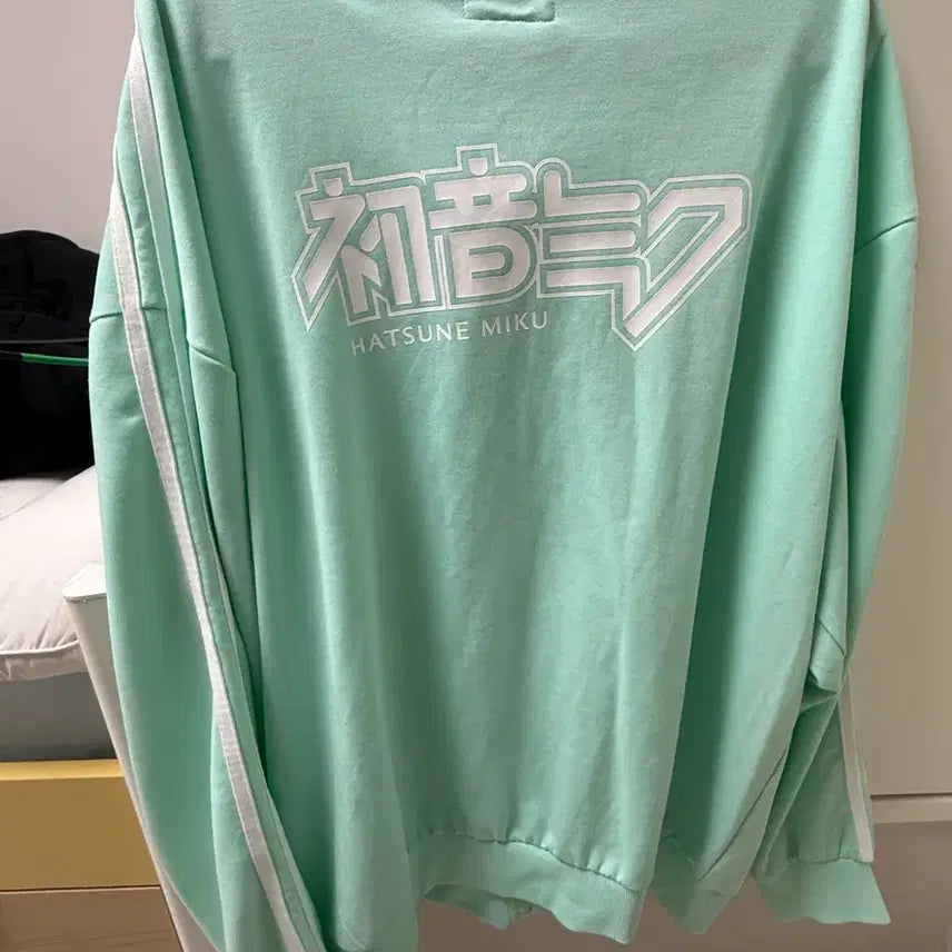 [BUNJANG] SPAO x Hatsune Miku Collaboration Track Top Jacket - Mint / SPAO 하츠네미쿠 콜라보 트랙탑 민트