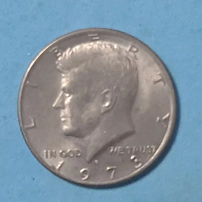[BUNJANG] 1973 Kennedy Half Dollar (50 Cents) Coin / 1973년 미국케네디 하프달러(50센트)주화