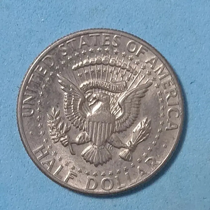 [BUNJANG] 1973 Kennedy Half Dollar (50 Cents) Coin / 1973년 미국케네디 하프달러(50센트)주화