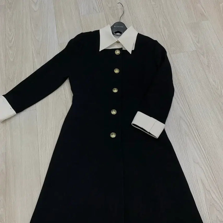 [SOLD OUT] 고급오피스룩 제이마인 블랙&amp;화이트원피스(모임룩하객룩출근룩데이트룩)